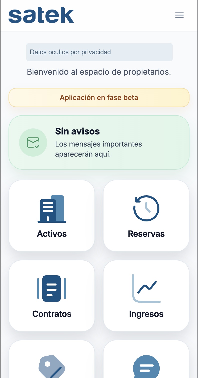 Inicio de propietarios. Captura real aportada por el usuario. Datos personales y financieros ocultos con máscaras opacas.